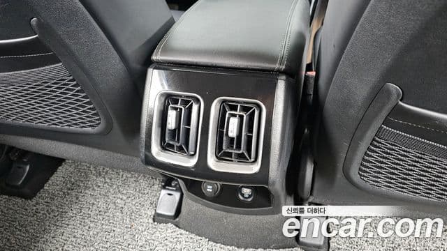 Kia Sorento 2021 — Şəkil 19/20