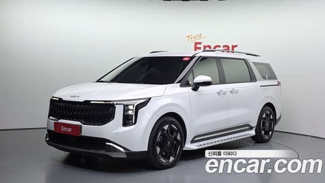 Kia Carnival 2025 — Фото 1/20