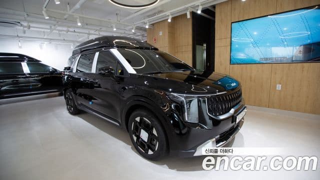 Kia Carnival 2025 — Şəkil 2/20