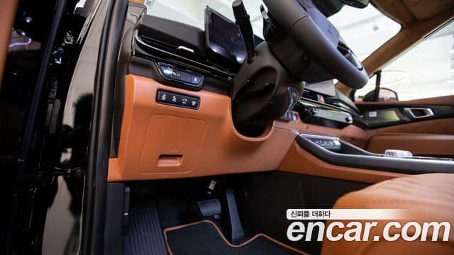 Kia Carnival 2025 — Şəkil 6/20