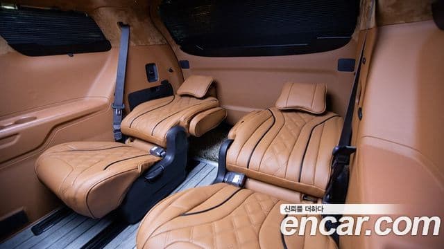 Kia Carnival 2025 — Şəkil 19/20
