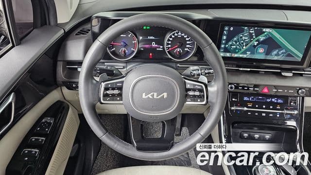 Kia Carnival 2021 — Фото 13/20