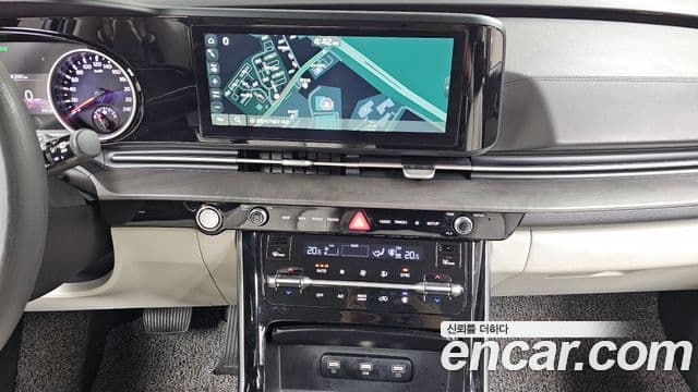 Kia Carnival 2021 — Фото 15/20