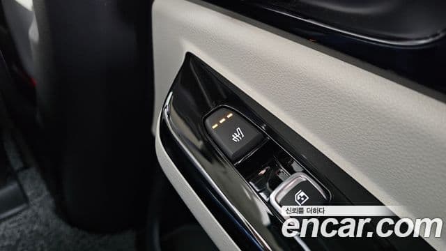 Kia Carnival 2021 — Фото 19/20