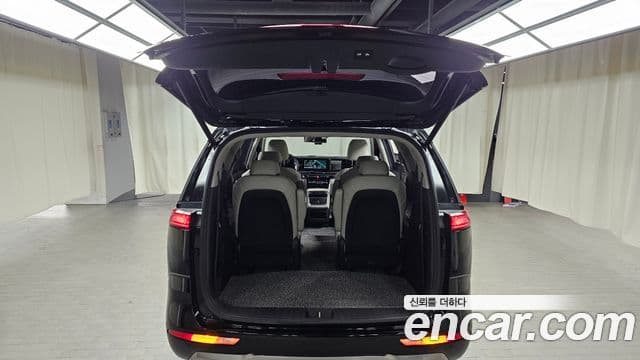 Kia Carnival 2021 — Фото 20/20
