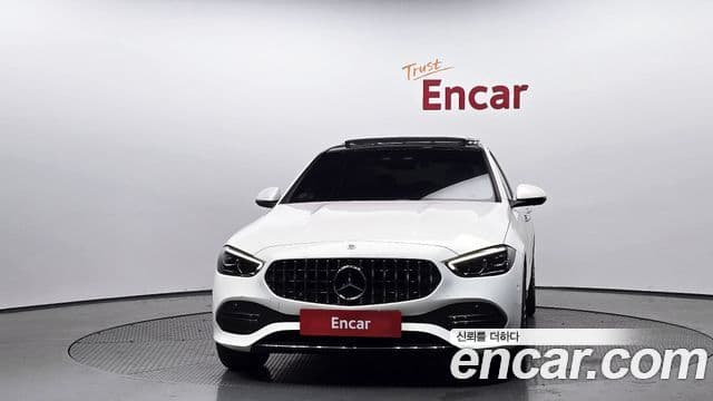 Mercedes-Benz C-Class 2022 — Photo 6/20
