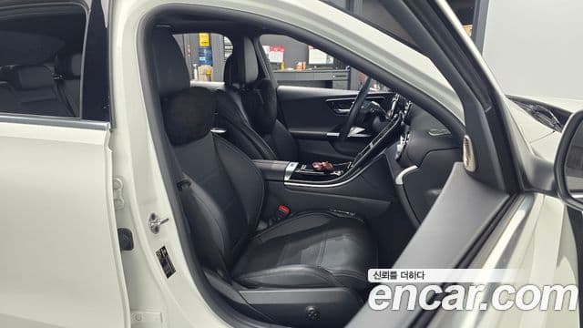 Mercedes-Benz C-Class 2022 — Photo 4/20