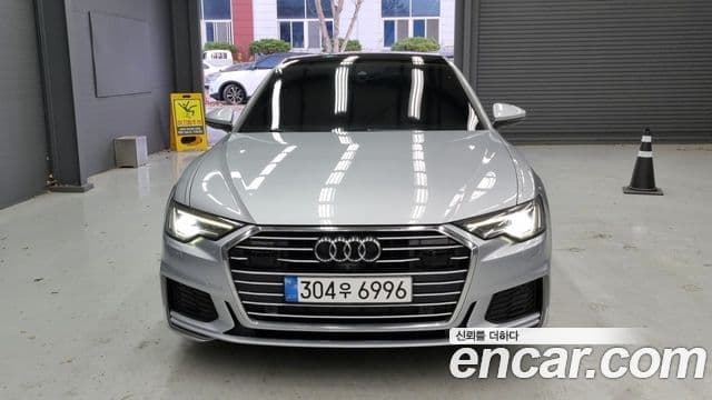 Audi A6 2020 — ფოტო 8/18