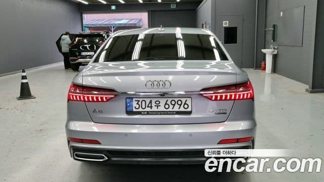Audi A6 2020 — ფოტო 5/18