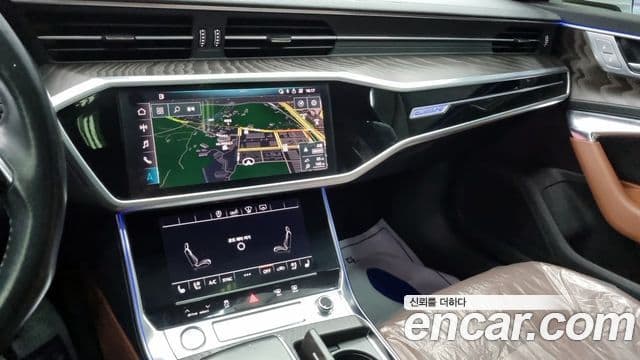 Audi A6 2020 — ფოტო 15/18