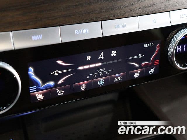Genesis Electrified G80 2021 — ფოტო 8/20