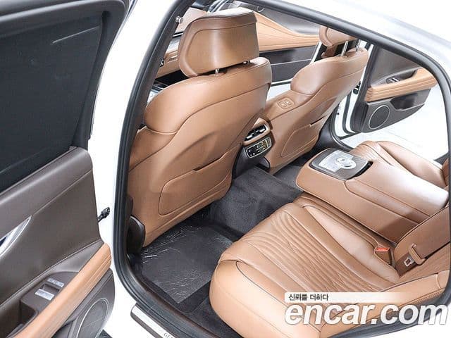 Genesis Electrified G80 2021 — ფოტო 14/20