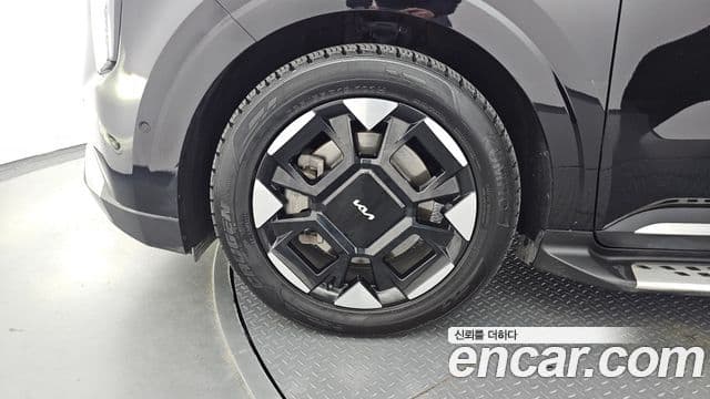 Kia Carnival 2024 — ფოტო 5/20