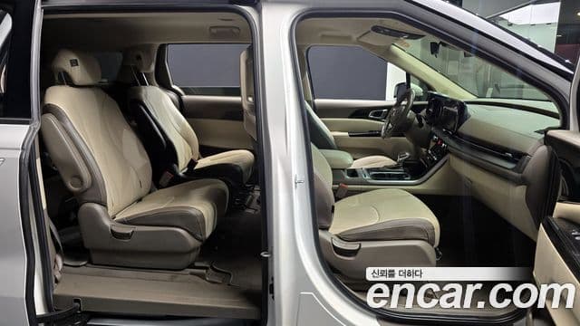 Kia Carnival 2020 — Şəkil 10/20