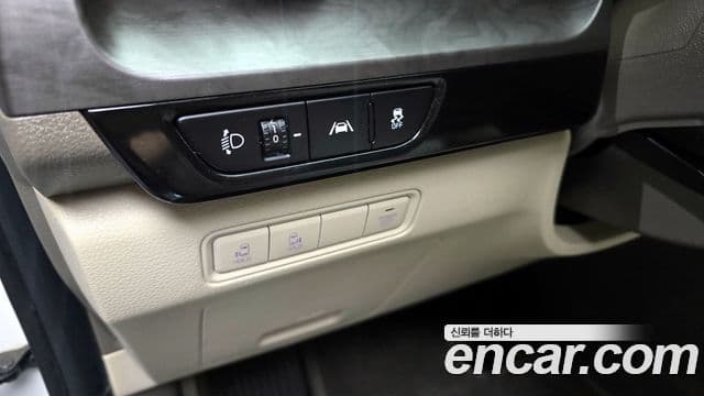 Kia Carnival 2020 — Şəkil 13/20