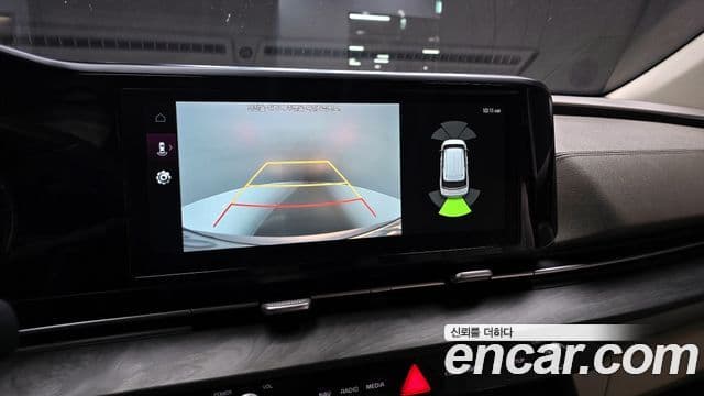 Kia Carnival 2020 — фото 16 из 20