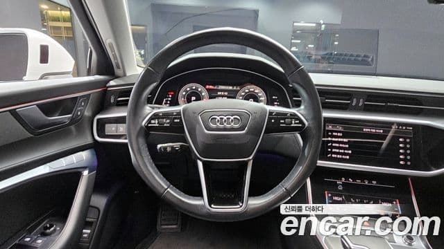 Audi A6 2021 — Фото 13/20