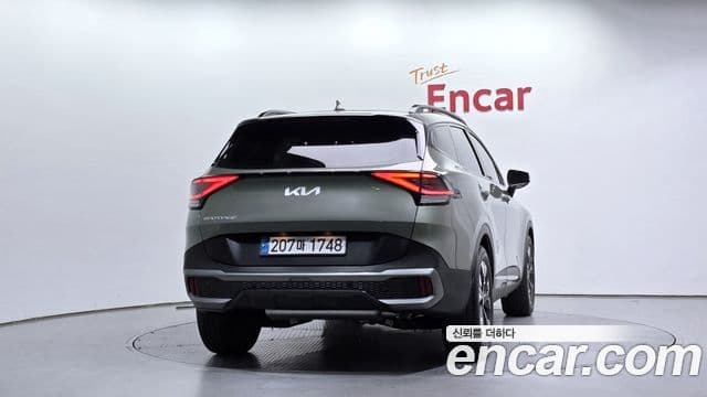 Kia Sportage 2023 — Фото 4/20