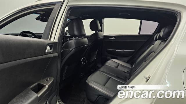Kia Sportage The Bold 2020 — Şəkil 12/20