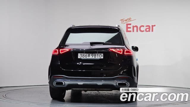 Mercedes-Benz GLE-Class 2019 — ფოტო 4/20