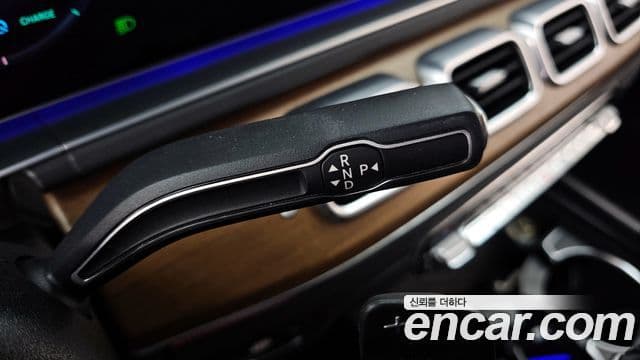 Mercedes-Benz GLE-Class 2019 — ფოტო 9/20