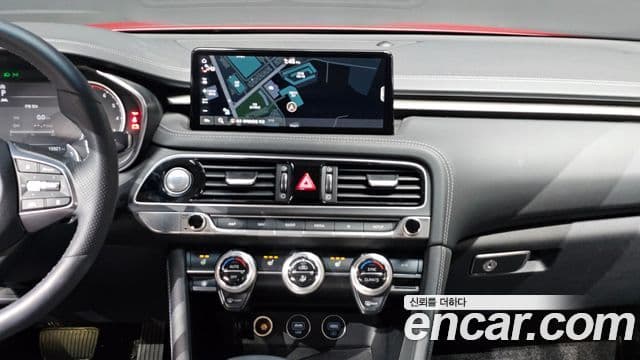 Genesis G70 2022 — ფოტო 14/20