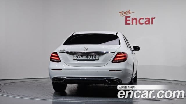 Mercedes-Benz E-Class 2018 — Şəkil 4/20