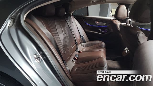 Mercedes-Benz CLS-Class 2019 — фото 12 из 20