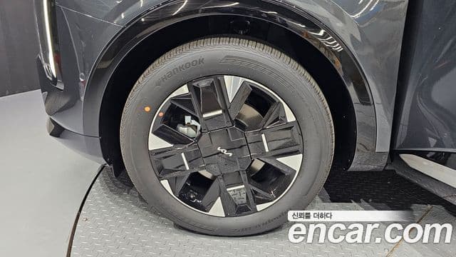 Kia Sportage 2025 — ფოტო 1/20