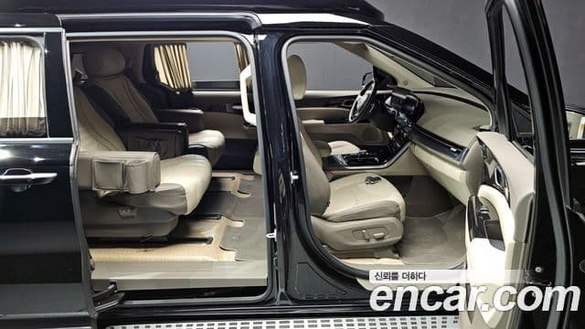 Kia Carnival 2020 — Şəkil 12/20