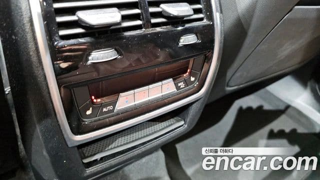 BMW X6 2020 — Şəkil 17/20