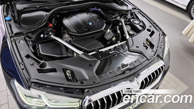 BMW 5 Series 2021 — Şəkil 5/20