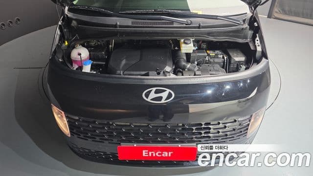 Hyundai Staria 2024 — ფოტო 6/20