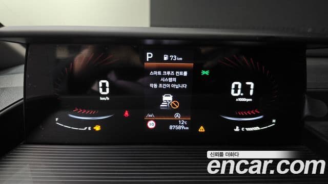 Hyundai Staria 2024 — ფოტო 8/20