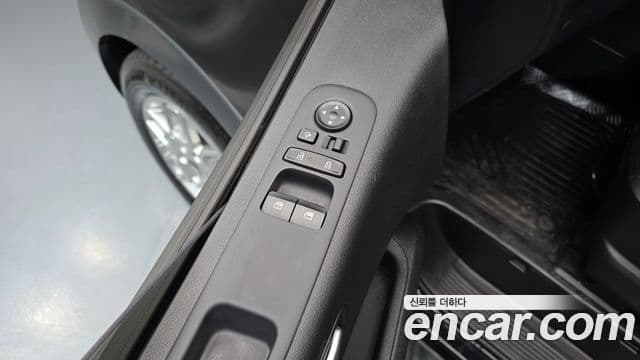 Hyundai Staria 2024 — фото 14 из 20