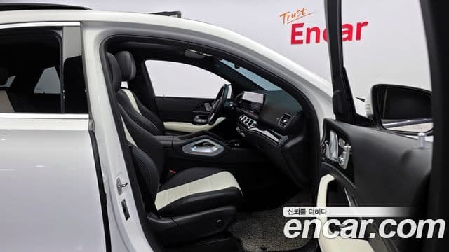 Mercedes-Benz GLE-Class 2021 — Şəkil 10/20