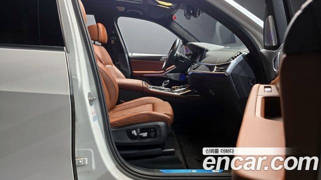 BMW X7 2022 — Şəkil 10/20