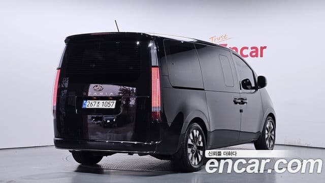 Hyundai Staria 2021 — Şəkil 2/20