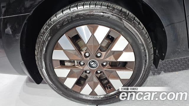 Hyundai Staria 2021 — Şəkil 5/20