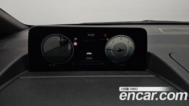 Hyundai Staria 2021 — Şəkil 8/20