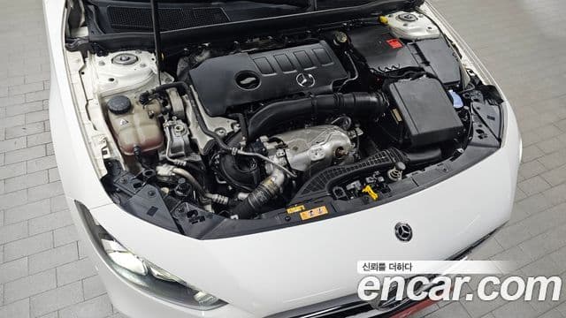 Mercedes-Benz A-Class 2020 — ფოტო 18/20