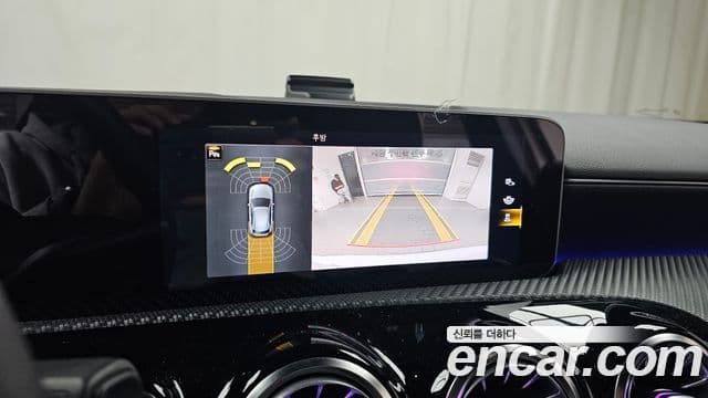 Mercedes-Benz A-Class 2020 — ფოტო 6/20