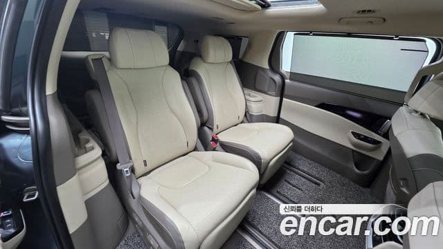 Kia Carnival 2020 — Şəkil 19/20