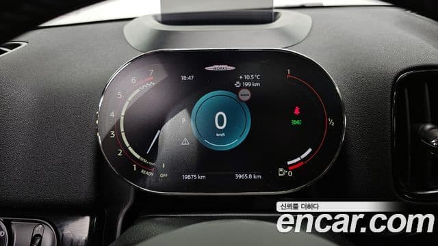 Mini Cooper S Countryman 2023 — ფოტო 8/20