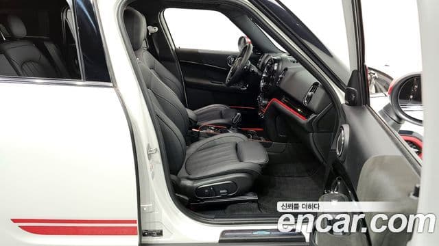 Mini Cooper S Countryman 2023 — ფოტო 11/20