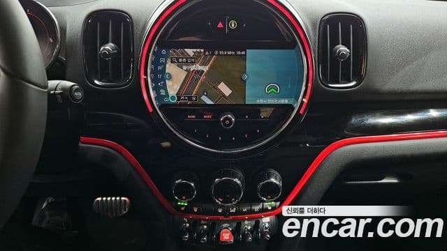 Mini Cooper S Countryman 2023 — ფოტო 14/20