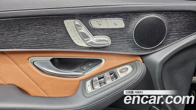 Mercedes-Benz GLC-Class 2022 — Фото 19/20