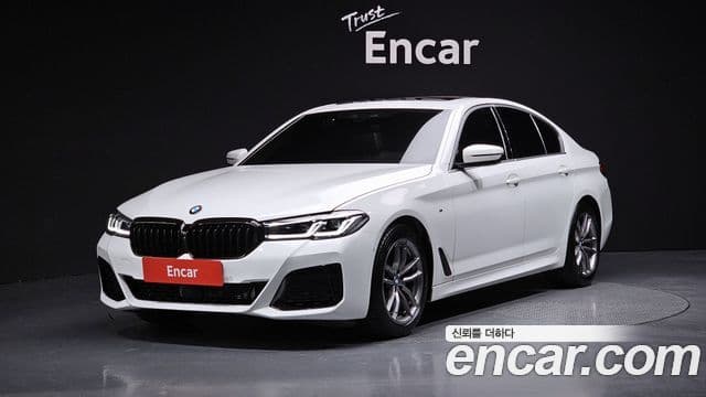 BMW 5 Series 2019 — ფოტო 5/20