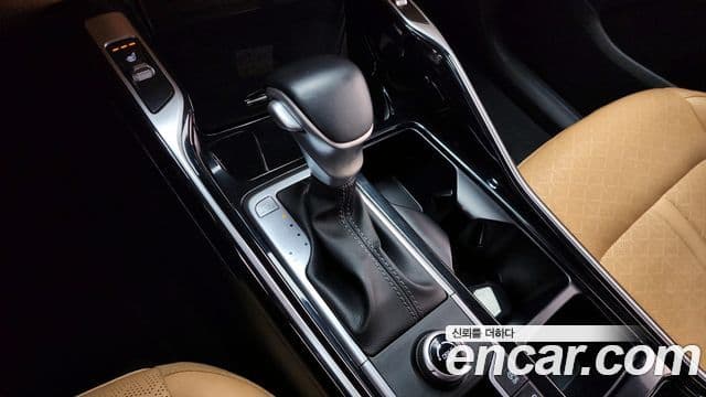 Kia Sorento 2022 — ფოტო 9/20
