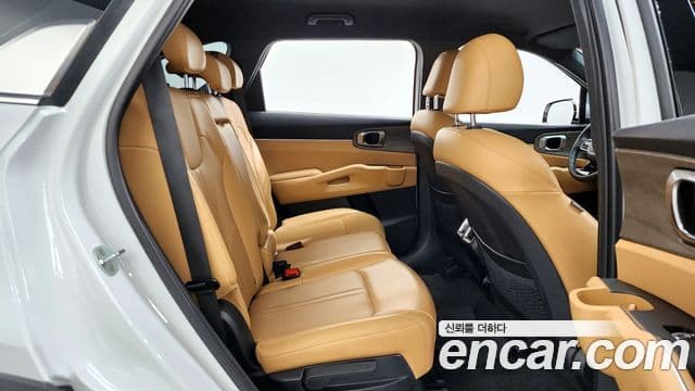 Kia Sorento 2022 — фото 12 из 20